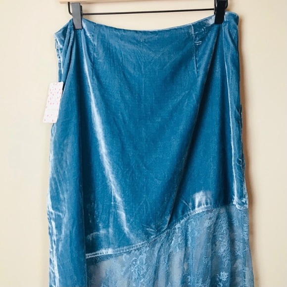 Free People "My Lacey" Velvet Asymmetrical Skirt - Picture 7 of 8